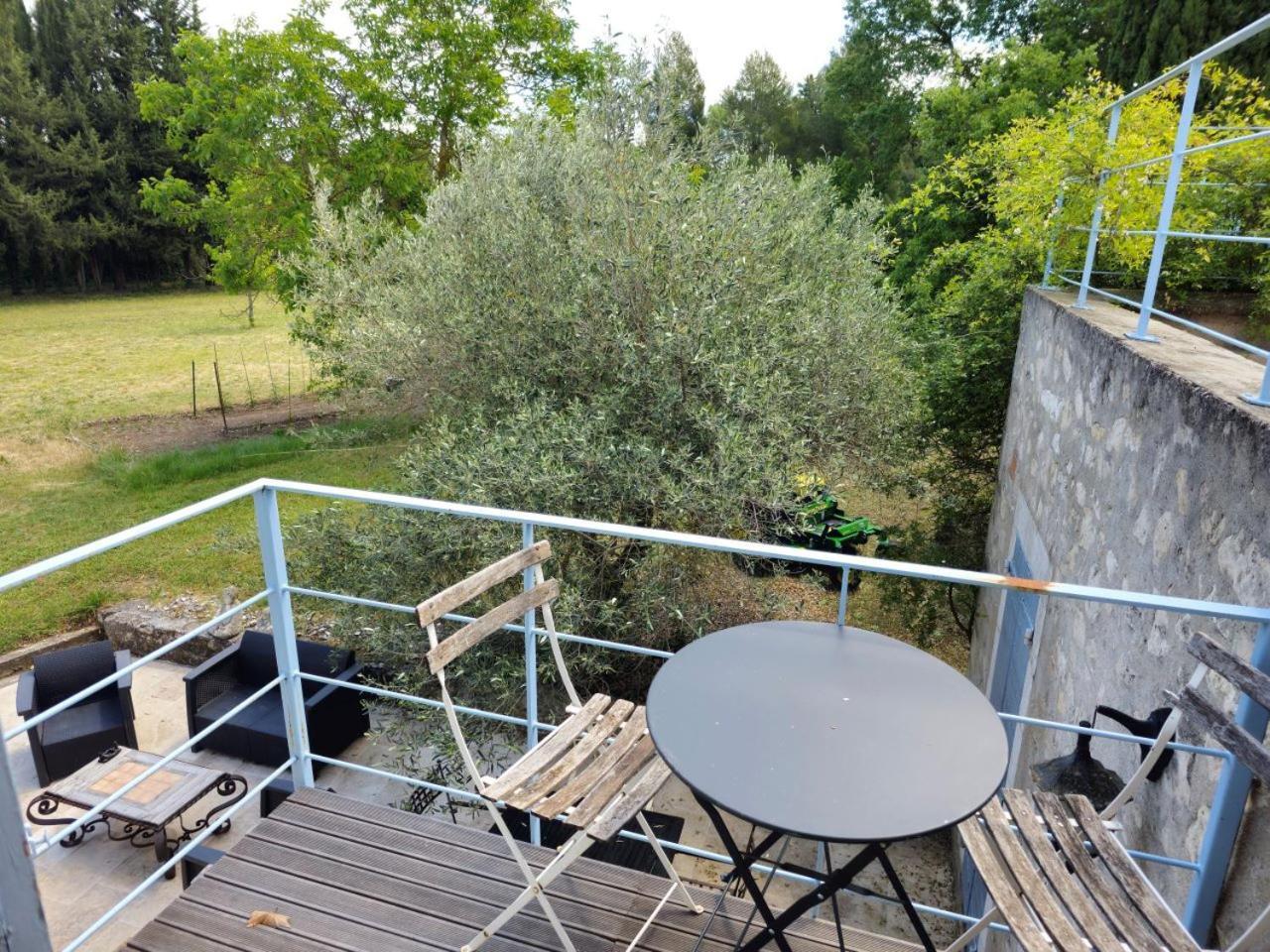 Ancien Mas Du Moulin Bed & Breakfast Eygalières Dış mekan fotoğraf